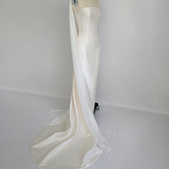 Karla Gil Design Custom Made Wedding Gown - Picture 1 of 7